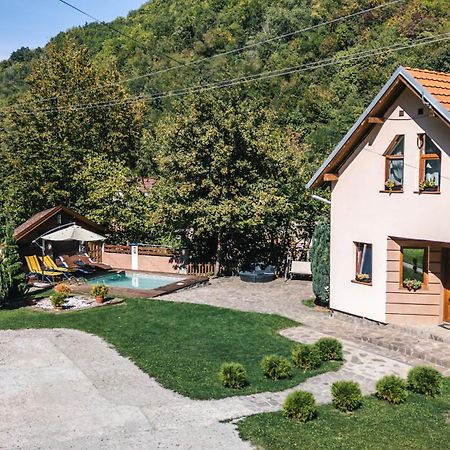 Lodge Zeleni Svet Crni Vrh Exterior photo